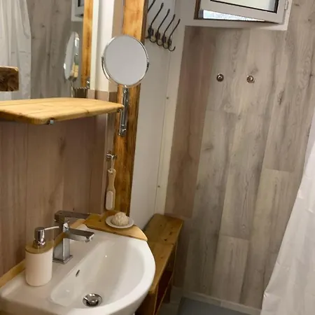 Gong Fahaz - Holiday home Eger