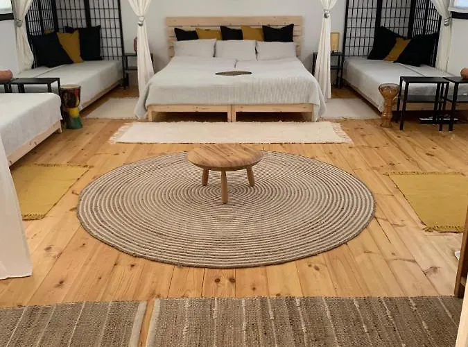 Будинок відпочинку Gong Fahaz - Еґер